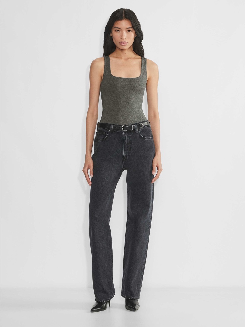 Aritzia Original Contour Pursue Squareneck
Bodysuit Tank Top Heather Charcoal